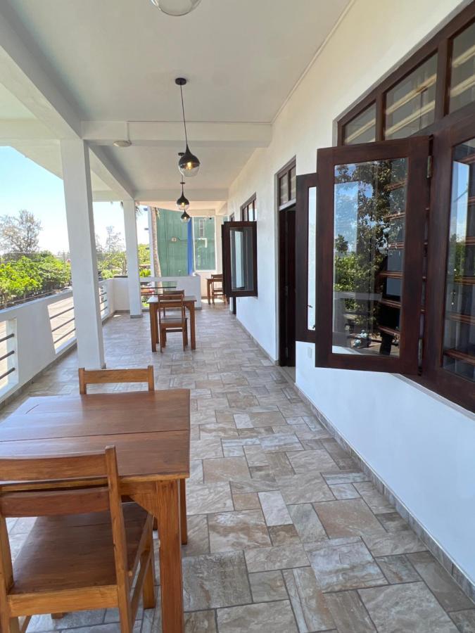 Happy Bay Hotel Weligama Exterior photo